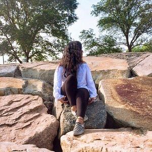 Meet your Posher, Neida